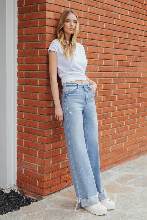 SUPER HIGH RISE CUFFED WIDE JEANS F...